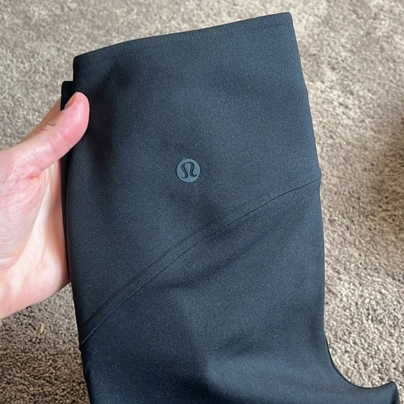 lululemon Smooth-Fit Pull-On High-Rise Pant Regular Size 4 - Picture 11 of 12